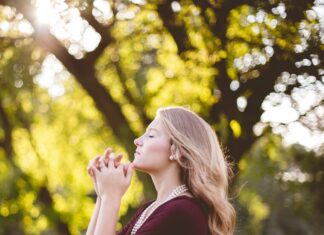 5 τρόποι ευεξίας για τις μέρες που παραμένεις ακόμη στην καραντίνα