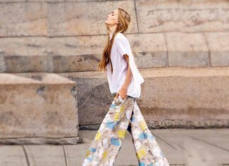 Παντελόνια με prints, η τάση του καλοκαιριού