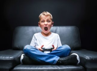 Πώς τα ηλεκτρονικά παιχνίδια επηρεάζουν την ψυχολογία των παιδιών
