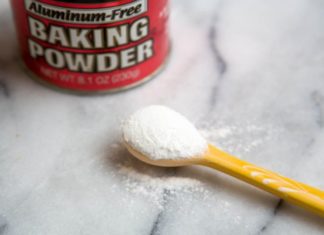 4 «σωτήριες» σπιτικές συνταγές ομορφιάς με την μαγειρική σόδα