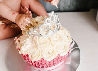 Όχι πρόσθετη ζάχαρη στα παιδιά κάτω των 2 ετών σύμφωνα με τις νέες οδηγίες