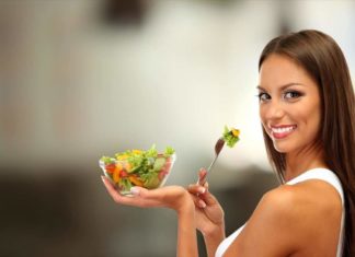 Η διατροφή μας παιζει ρόλο και στα μαλλιά, το δέρμα και την επιδερμίδα