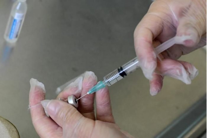 Κορωνοϊός: Πέραν των 8.300 οι ημερήσιοι εμβολιασμοί – Οι αριθμοί ανά επαρχία