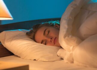 Επηρεάζει την υγεία ο ύπνος με αναμμένο φως;