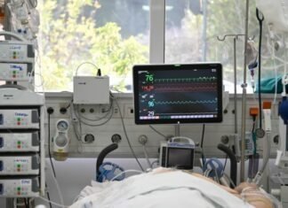 70 θάνατοι και σχεδόν 20.000 νέα κρούσματα κορωνοϊού στην Ελλάδα