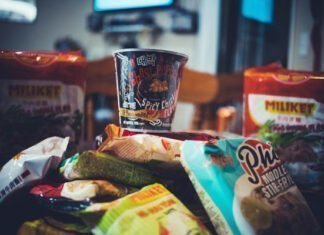 Έφηβος έχασε όραση και ακοή γιατί κατανάλωνε μόνο junk food