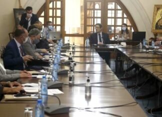 Με… οδηγίες για «παρακολούθηση της κατάστασης» έληξε η σύσκεψη για Υγεία στο Προεδρικό
