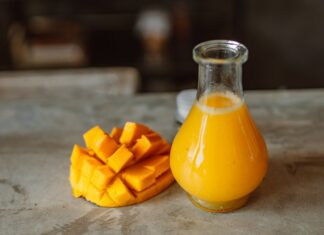 Τα καλοκαιρινά φρούτα που ενισχύουν την υγεία και βοηθούν να ξεφύγετε από την καλοκαιρινή ζέστη