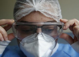 Πόσο μεταδοτική είναι η ευλογιά των πιθήκων, πόσο προστατευμένοι είναι όσοι έχουν κάνει το εμβόλιο της ευλογιάς