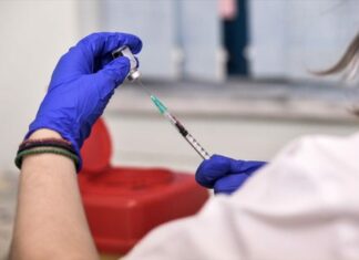 Υπ.Υγείας: Αυτό είναι το πρόγραμμα των εμβολιαστικών κέντρων για τα επικαιροποιημένα εμβόλια