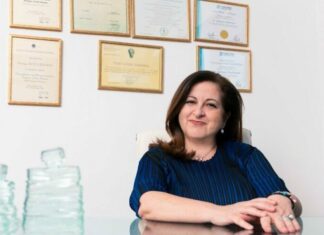 Διεθνής διάκριση για την ογκοπλαστικό χειρουργό Γεωργία Κουλέρμου