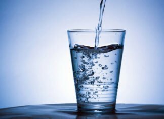 Αφυδάτωση: 7 σημάδια SOS εκτός από τη δίψα