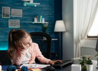 Υπάρχουν τρόποι να καταλάβετε αν είστε αυστηροί γονείς