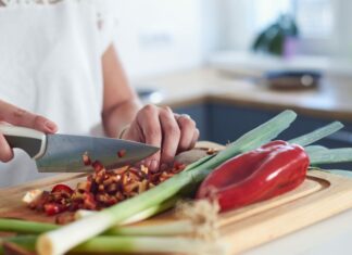 Εύκολες συνταγές για γρήγορο και διαιτητικό μεσημεριανό