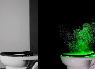 Πολύ πιο μακριά απ’ όσο νομίζαμε «ταξιδεύουν» οι σταγόνες του νερού όταν τραβάμε το καζανάκι