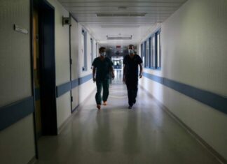 Στάση εργασίας στα νοσοκομεία: Πάνε σε συνάντηση οι εργαζόμενοι αλλά δεν αναστέλλουν τα μέτρα