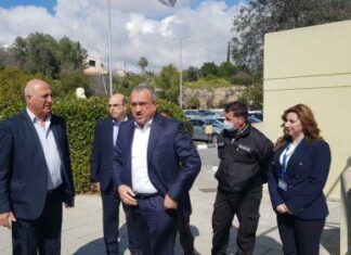 Να αγκαλιάσει τα δημόσια νοσηλευτήρια και τους επαγγελματίες υγείας κάλεσε τον νέο Υπουργό Υγείας ο Μ. Χατζηπαντέλα