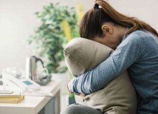 Στρες: Πώς μπορεί να επηρεάσει τα μάτια και την όραση