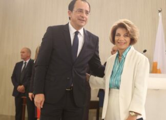 Αν αφήσουμε το ΓεΣΥ να καταρρεύσει θα καταρρεύσει όλο το κράτος, δηλώνει η νέα Υπουργός Υγείας