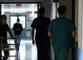 «Εκδικητικές» και «απαξιωτικές» συμπεριφορές – Ασθενής ζήτησε νερό και του το έδωσαν μετά από τέσσερις ώρες