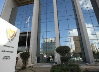 Yπ. Υγείας: Ενίσχυση ρόλου γονέων στην αντιμετώπιση έκτακτων καταστάσεων