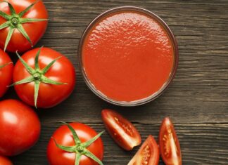 Επτά λόγους για να εντάσσετε την ντομάτα σε κάθε πιάτο