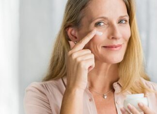 5 +1 συμβουλές ομορφιάς που όλες οι γυναίκες άνω των 50 πρέπει να γνωρίζουν