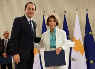 Η κυβέρνηση δεν θα βάλει χέρι στα χρήματα του ΓεΣΥ, υποστηρίζει η υπουργός Υγείας