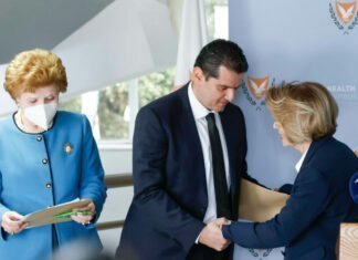 Στο επίκεντρο ο άνθρωπος, λέει ο νέος Υπουργός Υγείας