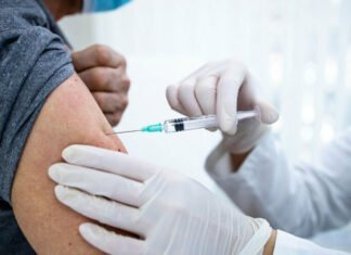 Ξεκίνησαν οι πρώτες κλινικές δοκιμές εμβολίου mRNA κατά του καρκίνου του πνεύμονα