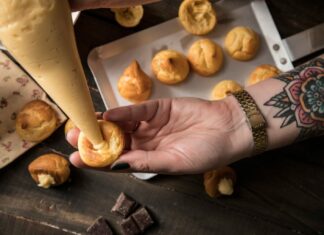 Οικονομικές και λαχταριστές ιδέες για γλυκά που θα ξετρελάνουν σε κάθε τραπέζι