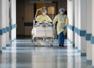 Ανησυχεί η αισθητή μείωση ασθενών στα δημόσια νοσοκομεία