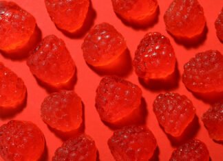 FDA: Απαγόρευση της χρωστικής Red No.3 σε τρόφιμα και φάρμακα λόγω σύνδεσης με καρκίνο