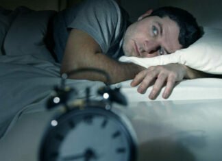 Μελέτη συνδέει έλλειψη ύπνου – νυχτερινή εργασία με μεγαλύτερο κίνδυνο λοιμώξεων