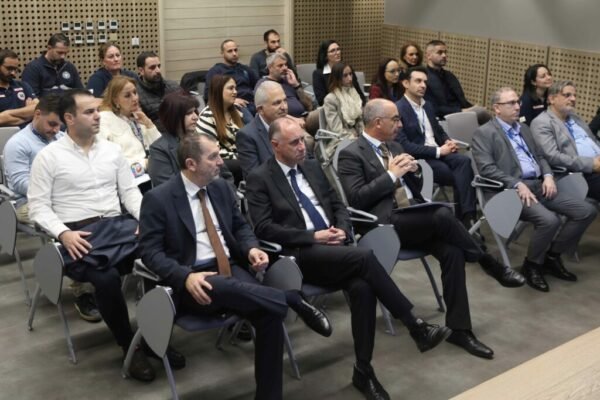 pic1a 1024x683 dWYTfo