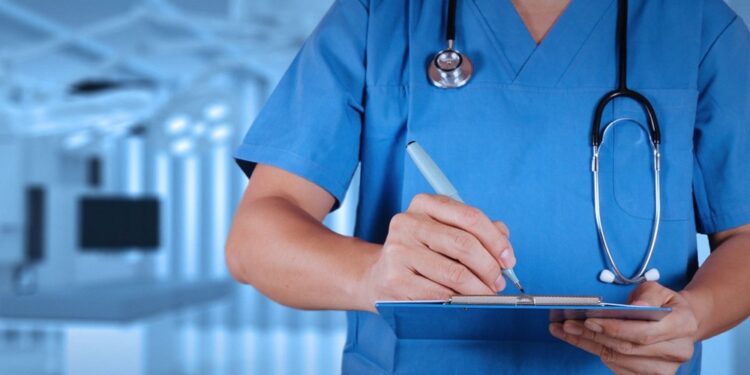 20573985 nurse1 WcP42W