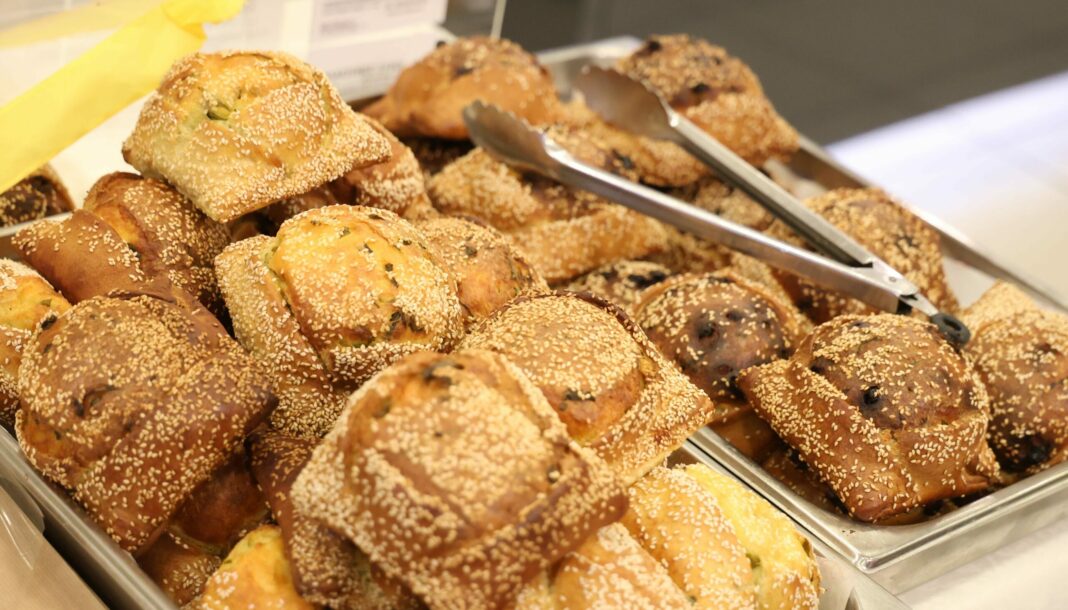 Πώς να απολαύσετε τις γιορτές χωρίς υπερβολές