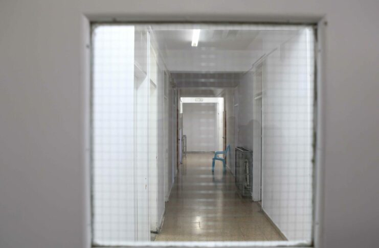 Ξεσπούν οι νοσηλευτές του νοσοκομείου Αθαλάσσας – Αναγκαζόμαστε να υπερασπιζόμαστε μόνοι τους ασθενείς